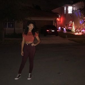 Meet your Posher, Eva